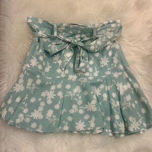 SO Light Blue Floral Rayon w Zipper & Tie Skirt Small